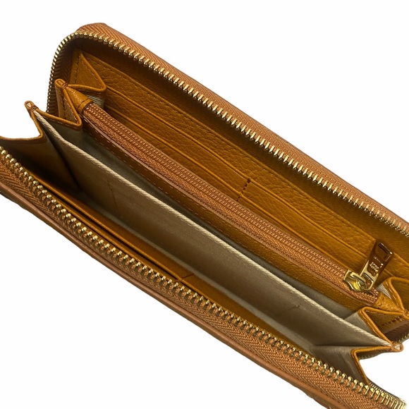 See By Chloe Long Zipper Wallet - Picture 5 of 15